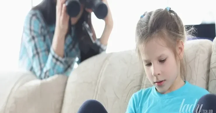 Uşaqlara müstəqillik verin: daimi nəzarət yeniyetmələrə niyə zərər verir