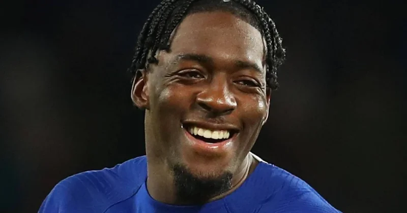 Çelsi nin futbolçusu Milan a təklif olunub