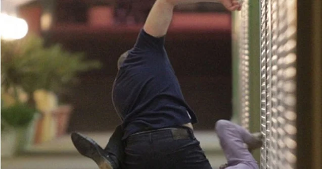 Kafedə yumruq davası Xəsarət alan var