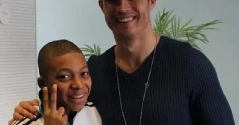 Mbappe rekordu təzələdi, Ronaldo ilə uşaqlıq fotosunu paylaşdı