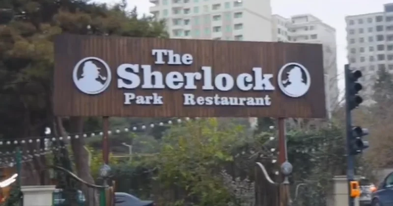 Кафе в Баку закрыли после обнаружения мяса без документов и живых птиц во дворе Minval Politika