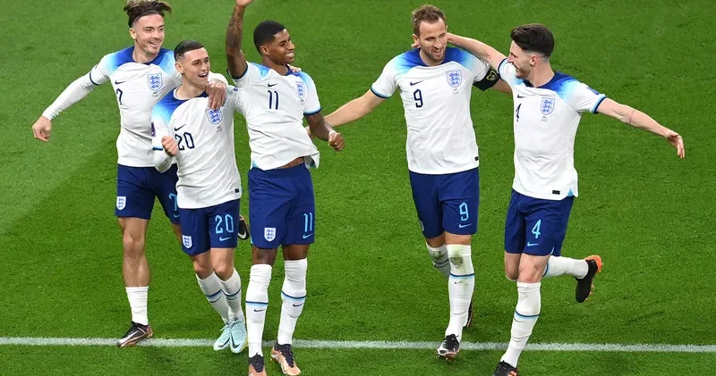 Ueyn Runi Harri Keyndən sonra İngiltərə millisində kimi kapitan görür?