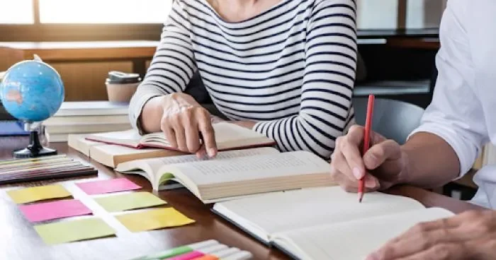 Direktorların pul qarşılığında məktəb daxilində repetitorluğa icazə verməsi cinayətdir AÇIQLAMA