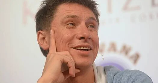 Batrutdinov Rusiyanı tərk edən sənətçilər haqqında danışdı...