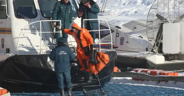 В России перевернулась лодка с родственником Путина