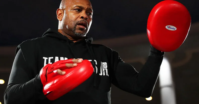 Рой Джонс младший назвал лучшего боксера в мире