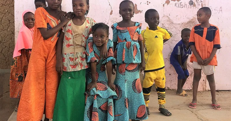 Nigeriyada 130 məktəbli girovluqdan azad edilib