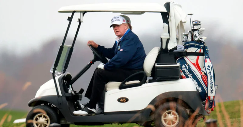 Brifinqdən əvvəl qolf oynamağa getdi