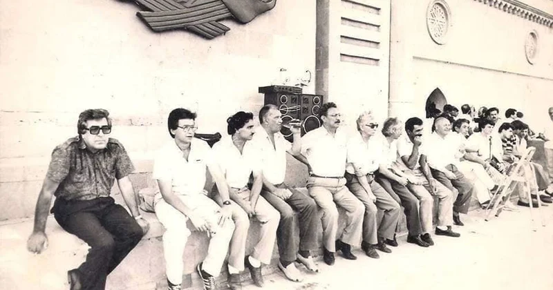 Tanınmış şair və qiraətçi “KQB” müstəntiqlərinə Meydan hərəkatı haqda nə dedilər?.. ARXİV