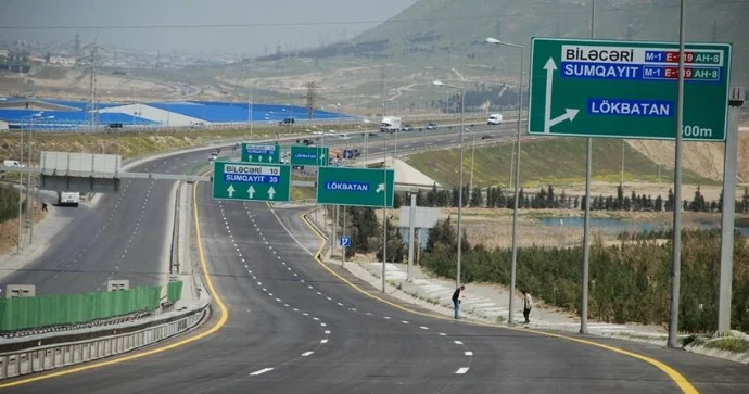 Lökbatan dairəsində qadağa, şəhərdə tıxac artımı