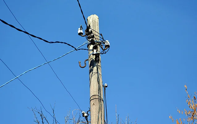 Tovuz dəmiryolu vağzalında şikrət işçisini elektrik cərəyanı vurdu Vəziyyəti ağırdır