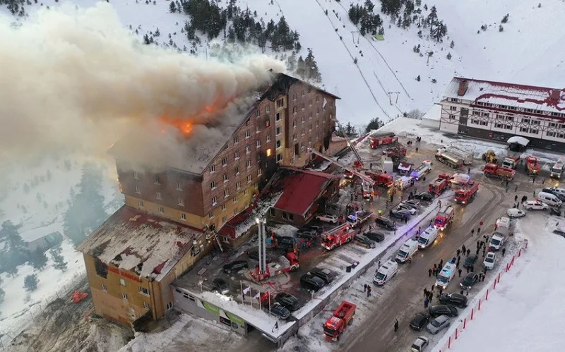 Boluda hoteldə yanğın zamanı 78 nəfər həyatını itirib