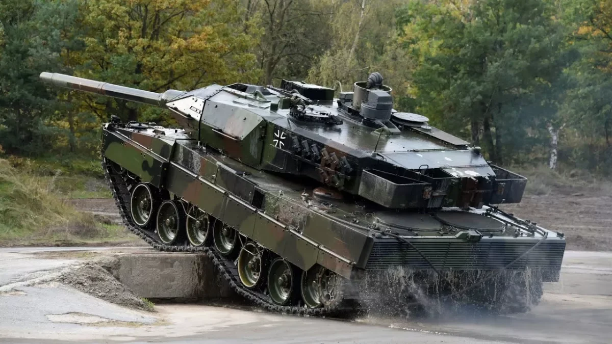 Литва требует от Германии ускорить поставки танков Leopard 2