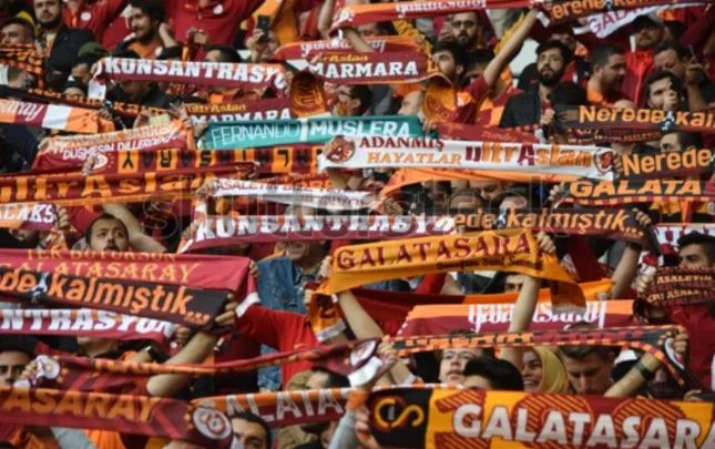 Bakıda Qalatasaray ın rəsmi fan şopu açılıb