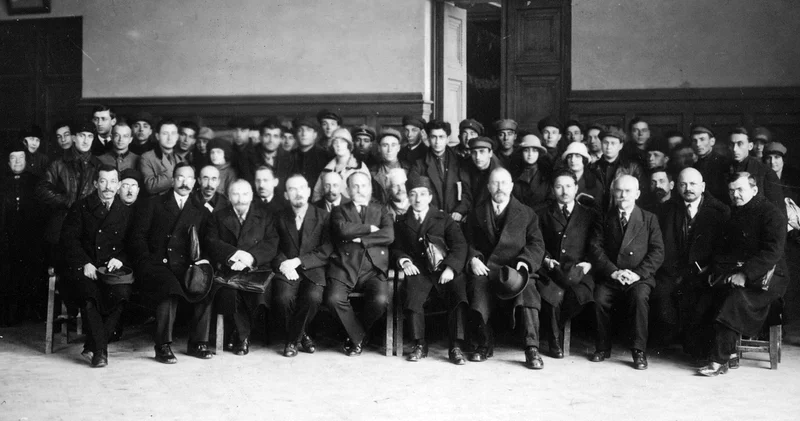 Türk xalqları hansı əlifbanı seçməlidir?