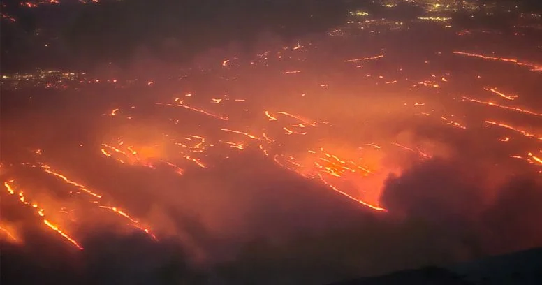 Penza neft anbarında baş verən yanğını söndürmək üçün iki qatar göndərilib