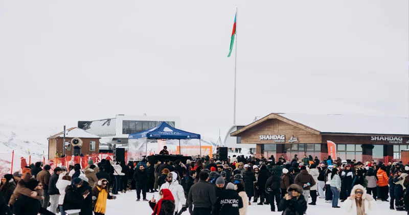 Digital Move: 2351 metr yüksəklikdə elektron musiqi, dağ və rəqəmsal mədəniyyət