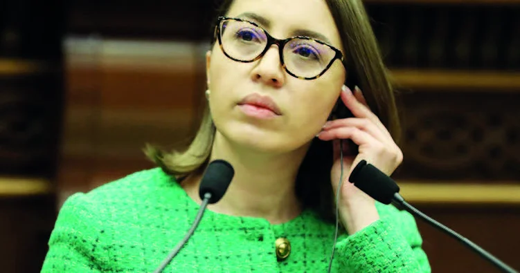 İrəvanın aşkar nikbinliyi və gizli qorxuları