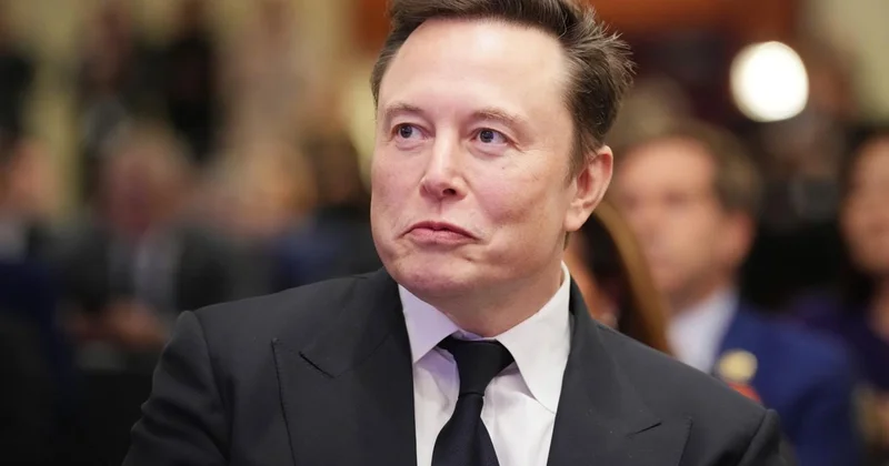 KİV: İlon Mask böyük siyasətə qayıdır