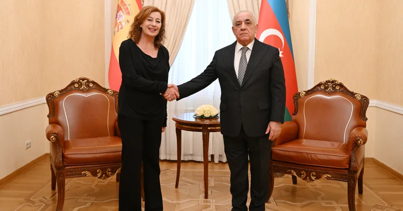 Испанский вектор: о чем Али Асадов говорил со спикером Конгресса