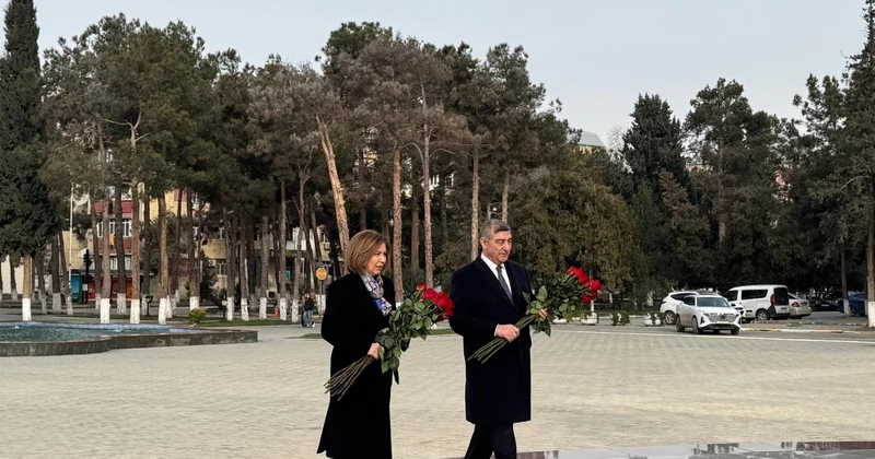 Bahar Muradova Şirvan şəhərində vətəndaşları qəbul edib