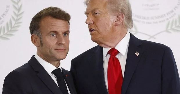 Makron Trampla şam yeməyi üçün ona yalvarıb?