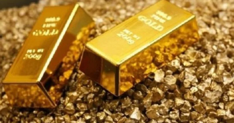 Стоимость золота впервые превысила $4950 за тройскую унцию