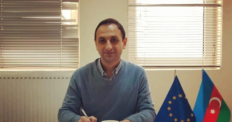 Zaur Əkbər mühacirətə yollanıb