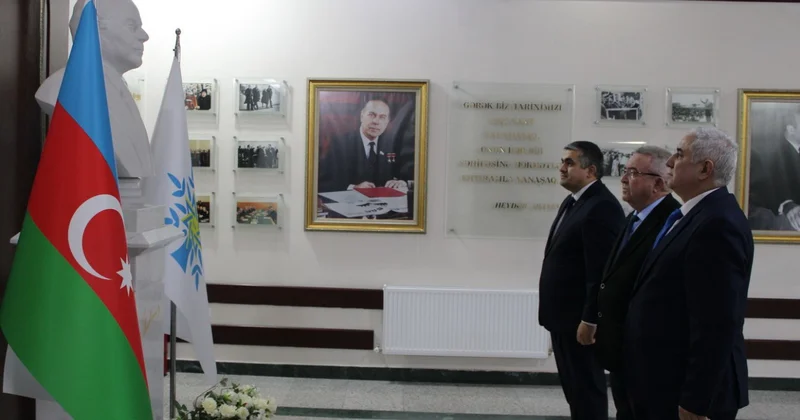 YAP Nizami rayon təşkilatında “Heydər Əliyev Məktəbi”nin açılışı olub FOTOLAR