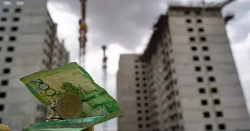 Глава Нацбанка Казахстана: Воздержитесь от оформления кредитов и ипотеки