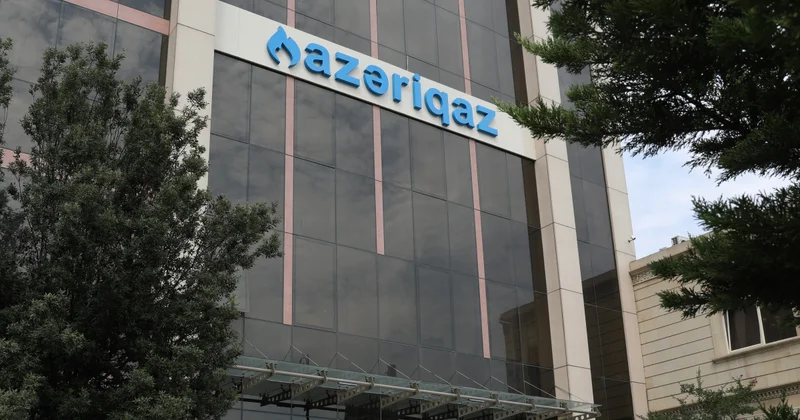 Депутата возмутили Азери и Газ