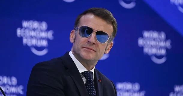 Makronun eynəklərinə görə sayt çökdü