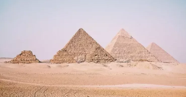 Piramidalar necə tikilib? Sadə üsul