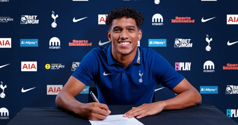 “Tottenhem”dən 15 milyonluq transfer