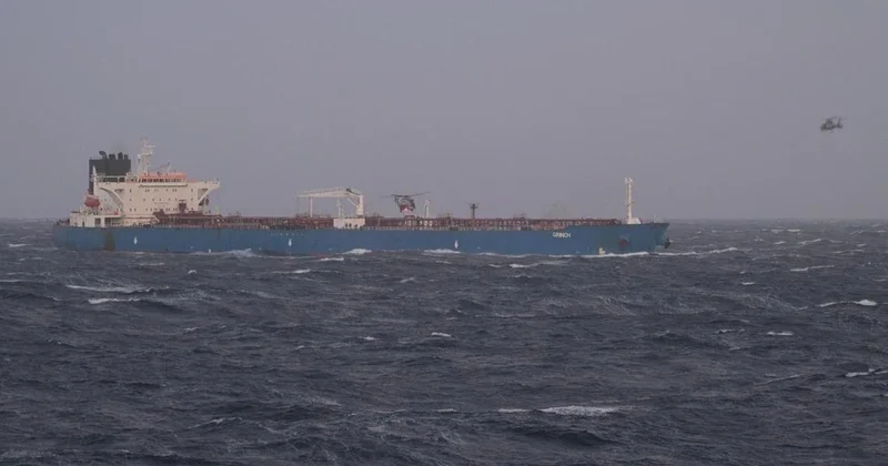 Rusiyadan yola çıxmış tanker Fransada SAXLANILDI VİDEO