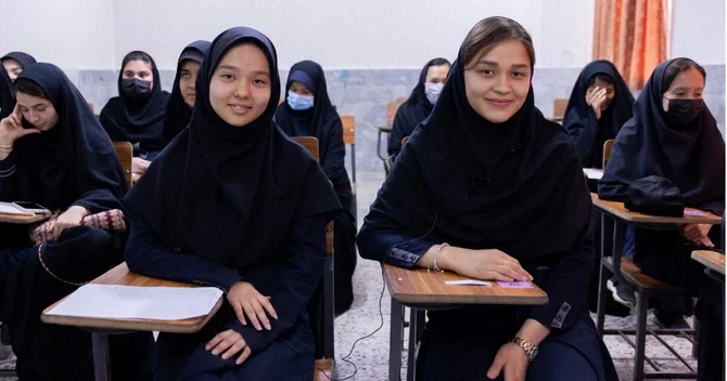 İranda internet bərpa olundu, məktəblər onlayn təhsilə keçdi