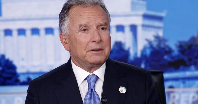 KİV: Uitkoffun olduğu təyyarə Əbu Dabiyə enib