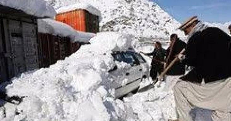 Əfqanıstanda qar uçqunu baş verib