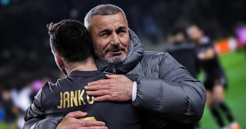 Qurbanovun gözyaşları, Elvinin şıltaqlığı, azarkeşlərin duası...