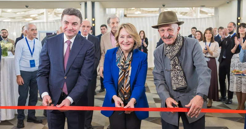 REZA nın “Yüksələn işıq” fotosərgisi Heydər Əliyev Beynəlxalq Aeroportunda təqdim olunur Fotolar