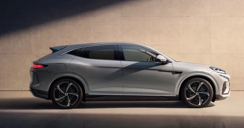 BYD sini evdə saxlayır, altına xalça da SƏRİB VİDEO