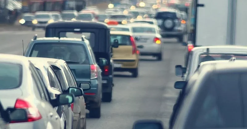 12 бакинских улиц застыли в пробках: список