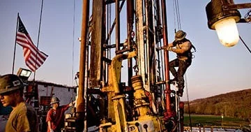Коммерческие запасы нефти в США выросли вопреки прогнозам