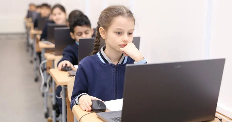 Məktəblərdə yeni qiymətləndirmə modeli Nələr dəyişəcək?