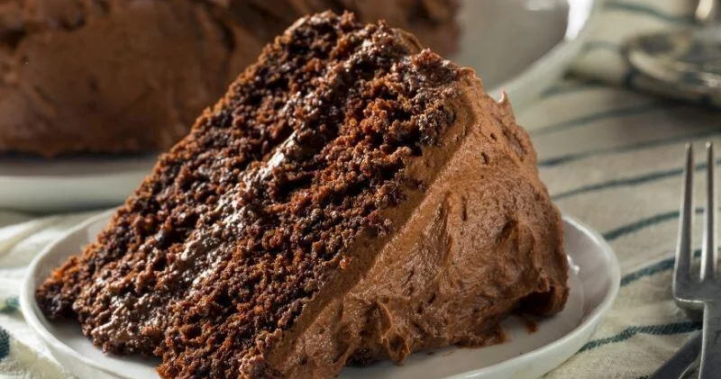 Dəmlənmiş çaydan möhtəşəm desert: Yumşaq kremli tort resepti