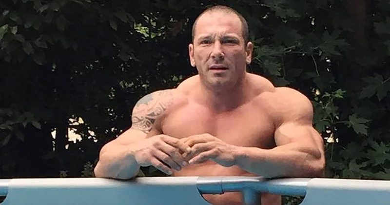 “Nəhəng” ləqəbli bodibilder 48 yaşında vəfat etdi FOTO