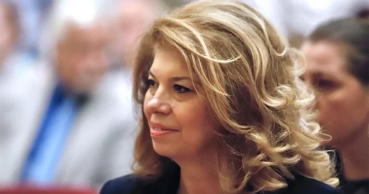 Илияна Йотова стала первой женщиной главой государства в истории Болгарии