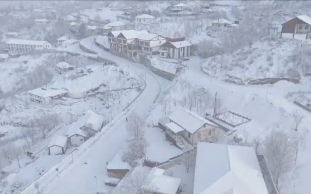 Ağ örpəyə bürünmüş Laçının dron FOTOLARI