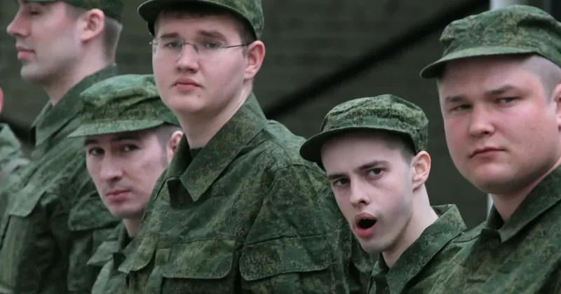 Россия празднует армию, которой война нужна как традиция ПОЗИЦИЯ
