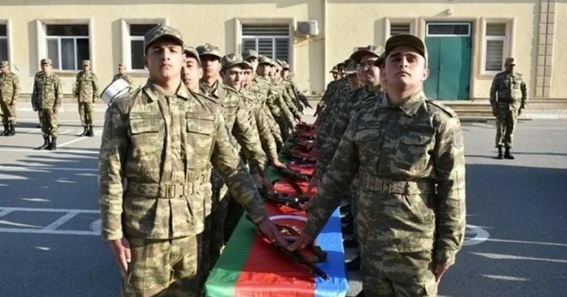 Ильхам Алиев объявил призыв на военную службу